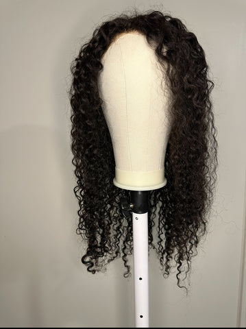 WIG 9 | 24' 13X4 CURLY
